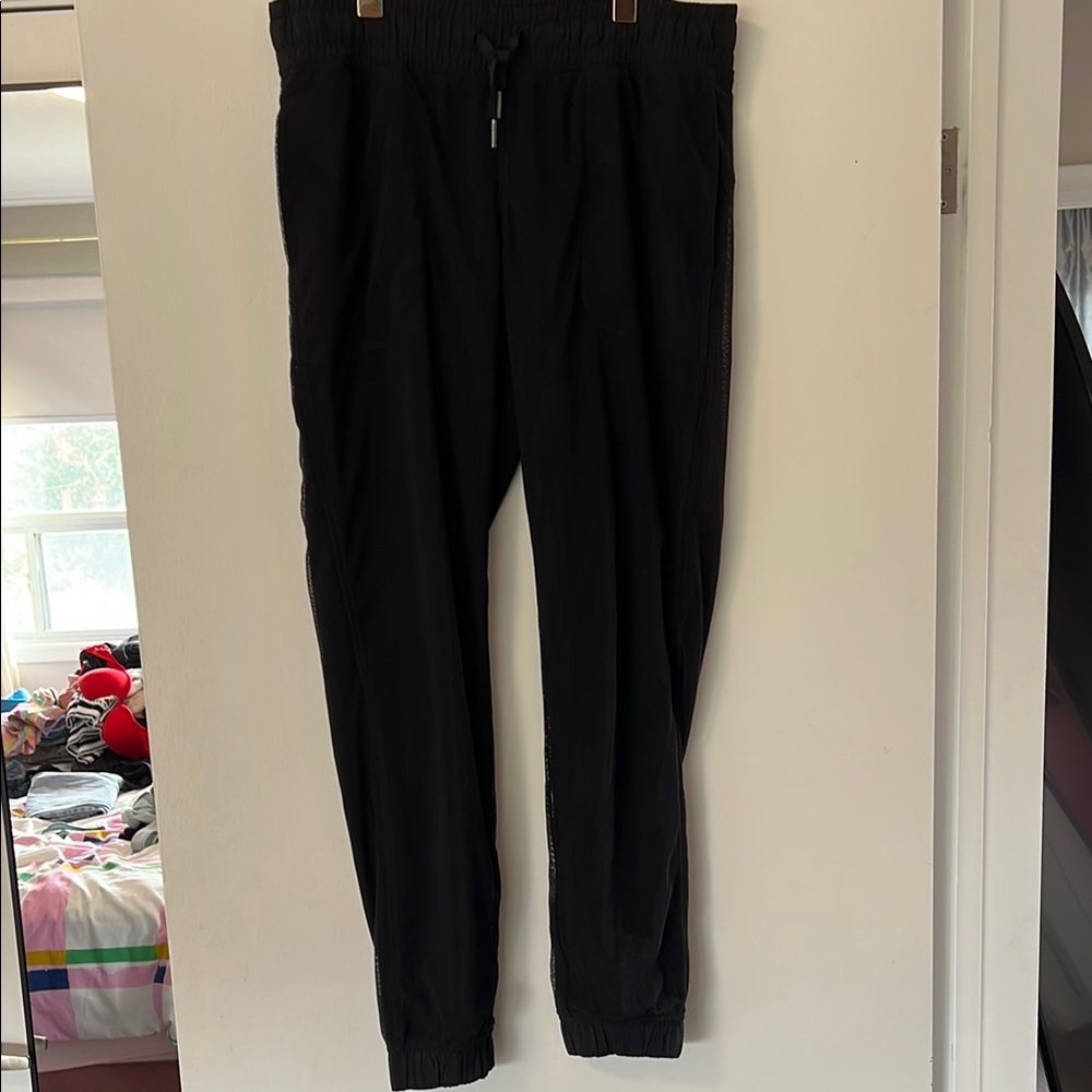 Womens Lululemon Mesh pants